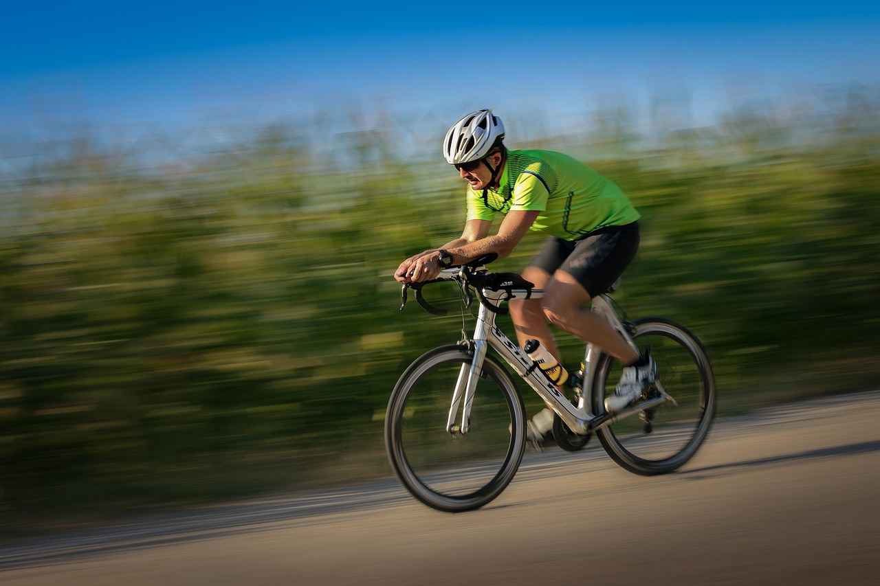 Benefits of Riding Fat Tire Electric Bikes in Winter
