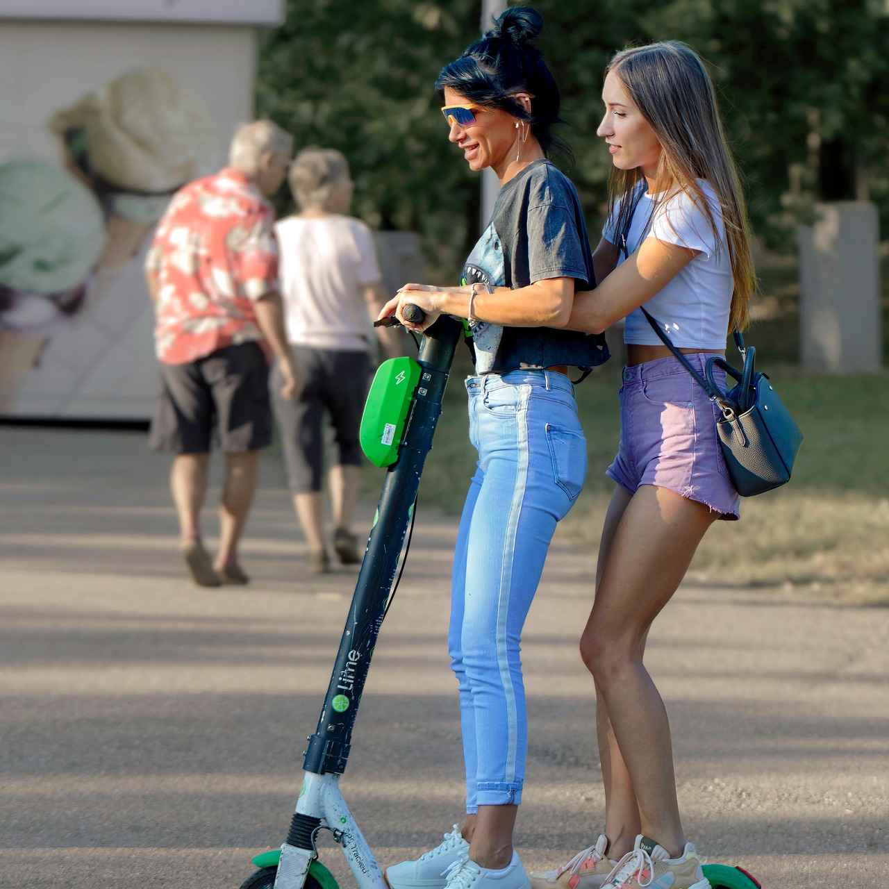 The Ultimate Electric Scooter Bike for Commuting: Features and Benefits 10 10. Maintenance Tips for Electric Scooter Bikes