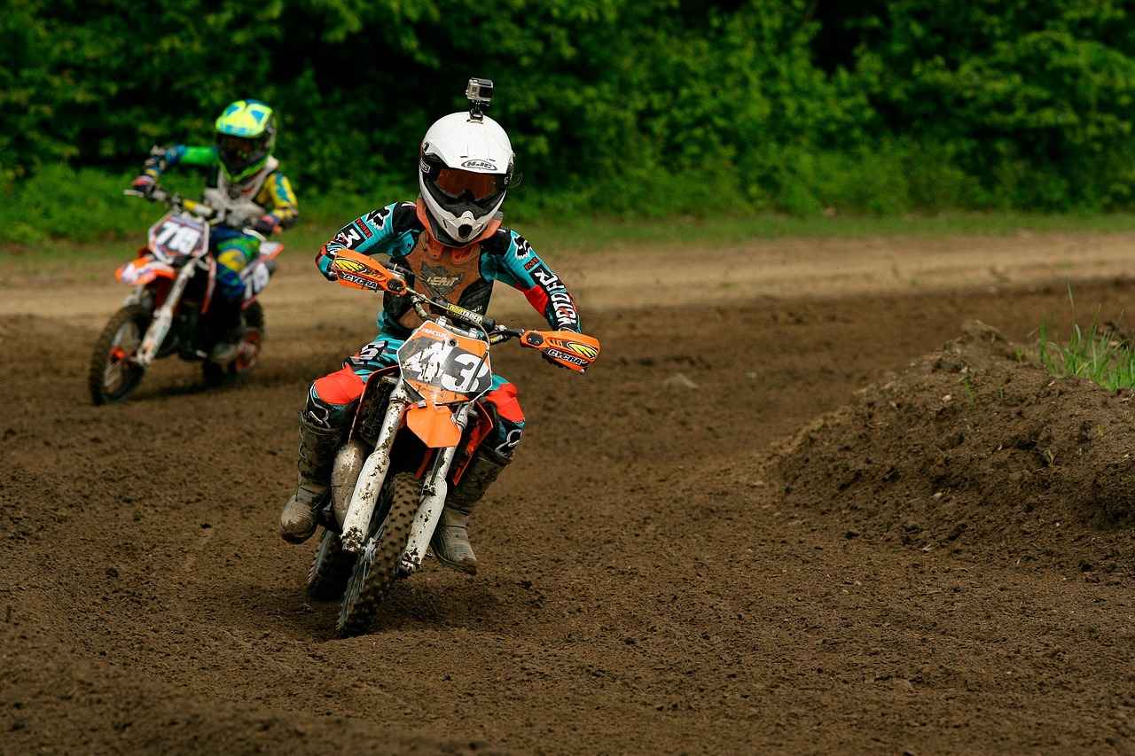 Top Electric Dirt Bikes for Beginners in 2025
