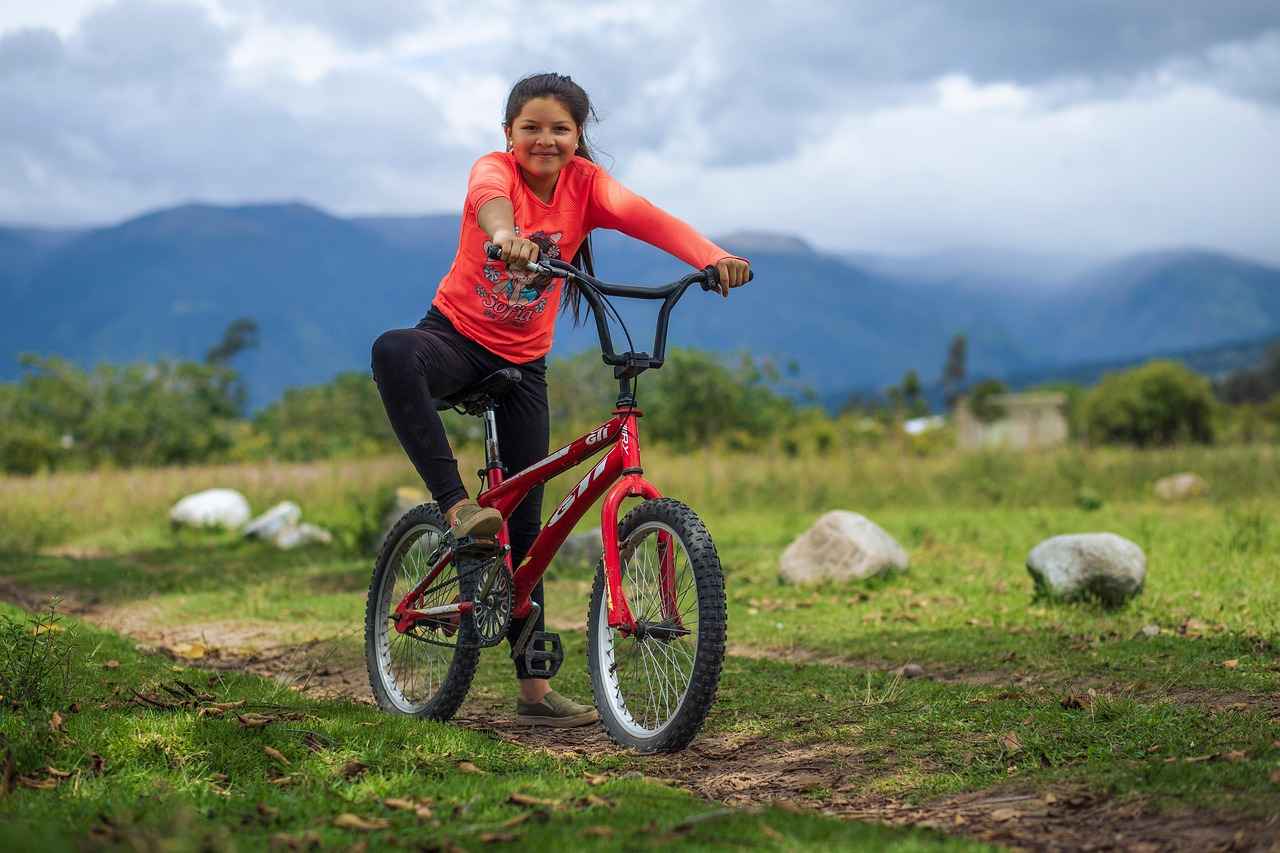 What Is the Best Electric Mountain Bike for Trail Enthusiasts?